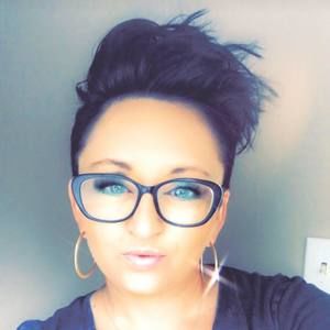 Meet your Posher, Christy